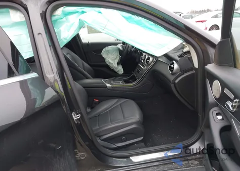 2021 Mercedes-Benz Glc 300 4Matic Suv from USA, damaged, VIN W1N0G8EB0MV303981